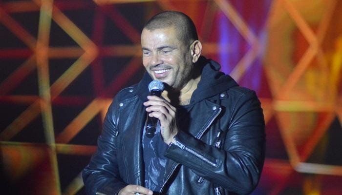 عمرو دياب ودينا الشربيني يرقصان على يوم تلات
